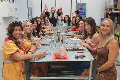 Small-Group Gin Distillery Tour in Perth