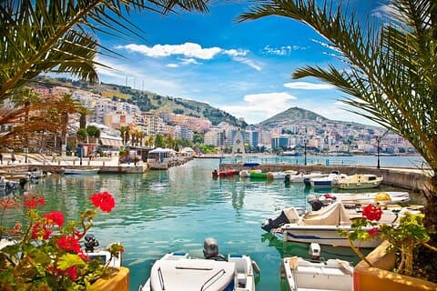 Tour semi-privato di Saranda, Ksamil e Blue Eye da Tirana