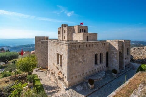 Privat vandretur for romantikere omkring Kruja