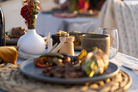 Wildlife Safari mit Schneeschuh- & Winterdinner-Erlebnis