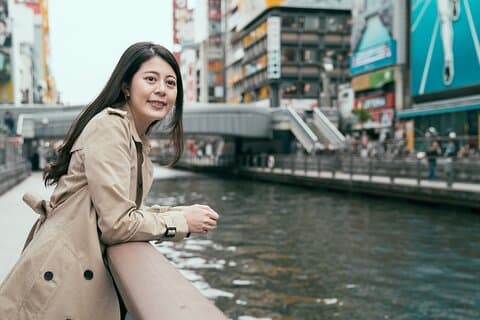 Osaka Unveiled Private Tour: Bustling Streets to Serene Shrines