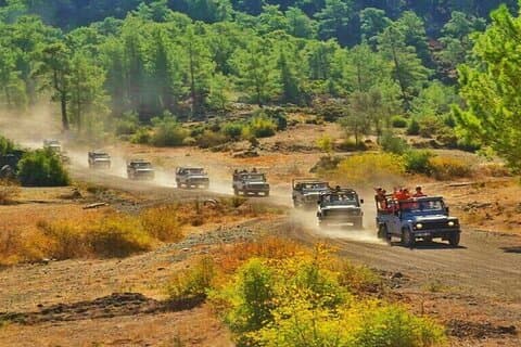 Side Jeep Safari Tour rundt Taurus Mountains med båttur