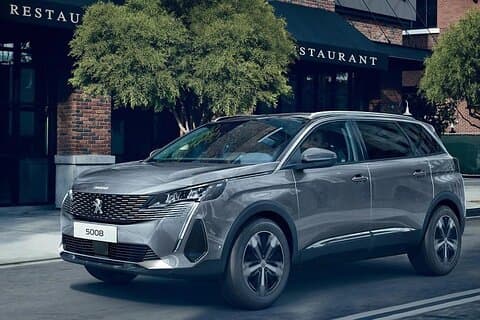 Private Transfer from Pointe a Pitre Airport to Deshaies or Trois Riviers by SUV