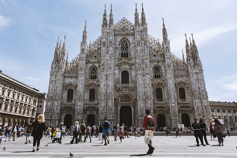 Private Transfer From Verona To Zurich, 2 Hour Stop In Milan