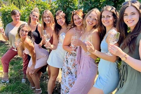 Okanagan Falls Wine Tour Intera giornata guidata con 5 cantine