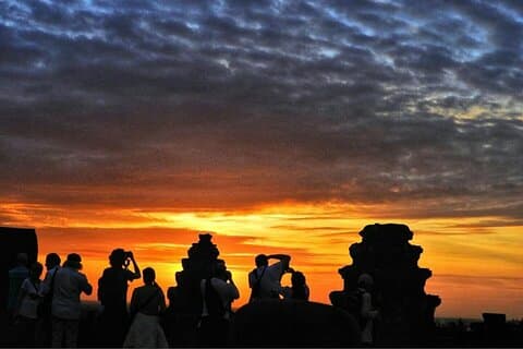 Excursión de 1 día para descubrir el tesoro infinito de Angkor con puesta de sol.