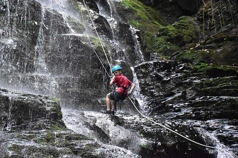 Canyoning Waterfall Rappelling Adventure i Costa Rica
