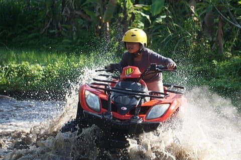 Privat fyrhjuling ATV och forsränning äventyr på Bali
