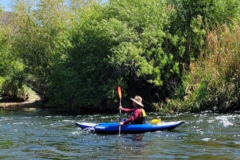 1 Person Inflatable Kayak Full-Day Rental - Transporting is required