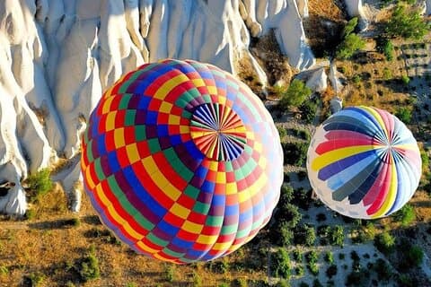 Tour de 2 días por Capadocia, con vuelos y alojamiento