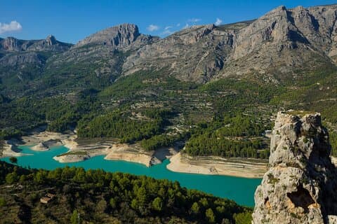 Privérondleiding van een halve dag in Guadalest met een luxe auto