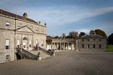 Guidad hustur i Irland
