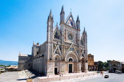 Private Tour from Civitavecchia to Orvieto & Civita di Bagnoregio