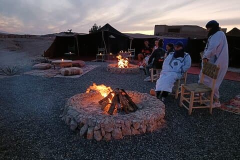 Journée au Désert D’Agafay en Quad et à Chameaux avec Dîner
