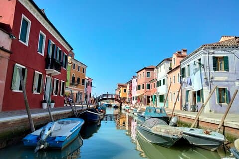 Privat utflykt från typiska venetianska motorbåt till Murano, Burano och Torcello