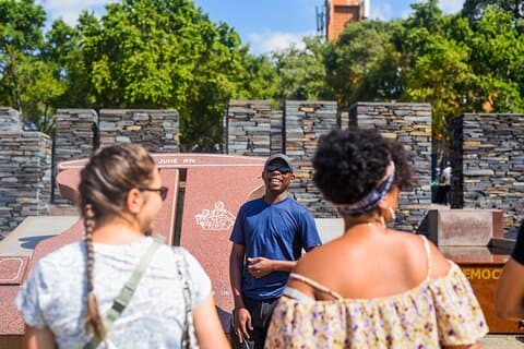 Guided Bicycle Tour of Soweto with Lunch