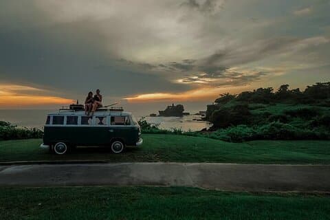 Privétour picknick bij zonsondergang met VW Combie Classic