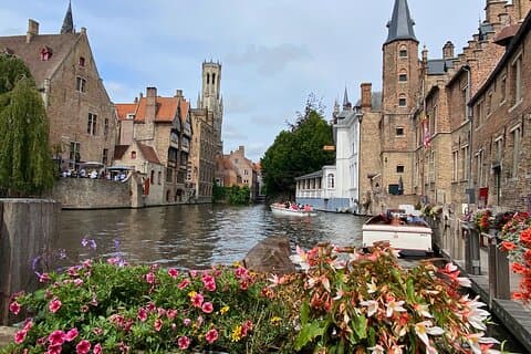Private Bruges Full-day trip by Mercedes from Paris
