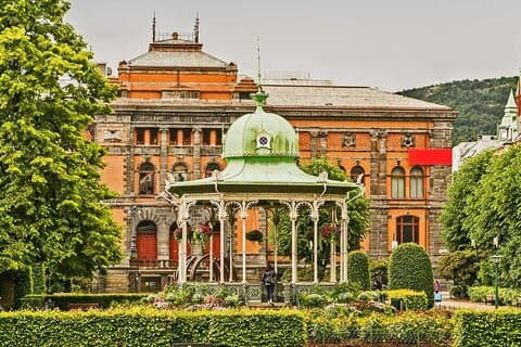 Bergen in Your Pocket: Landmarks and Lore Audio Tour