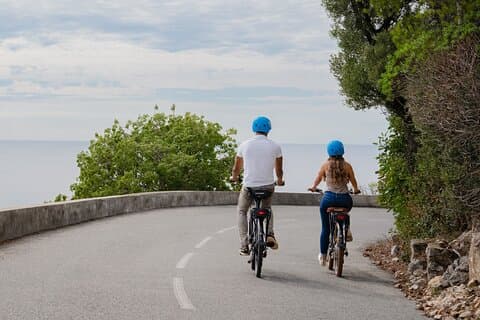 Schöner Elektrofahrradverleih