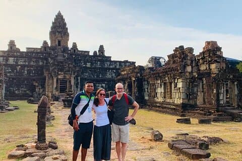 1 dags privat tur Bakong tempel och flytande by