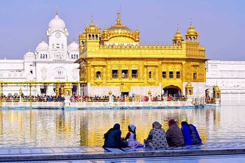 Excursão privada de dia inteiro pela cidade de Amritsar com guia local