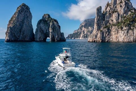 Passeio de barco particular de um dia para Capri e Gruta Azul saindo de Positano