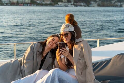 Croisière de l'après-midi sur le Bosphore à Istanbul avec Guide et Café Turc