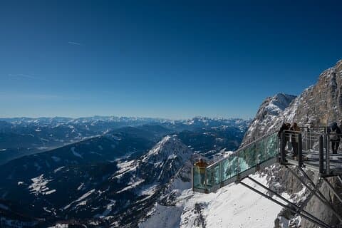 Dachstein Glacier Day Tour: Suspension Bridge & Alps from Vienna