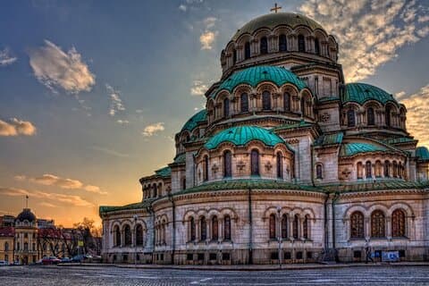 Esplorare i luoghi storici di Sofia: un tour privato a piedi