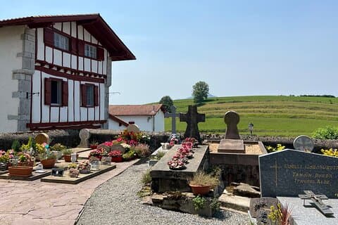 Campagna francese basca privata di un'intera giornata da San Sebastian