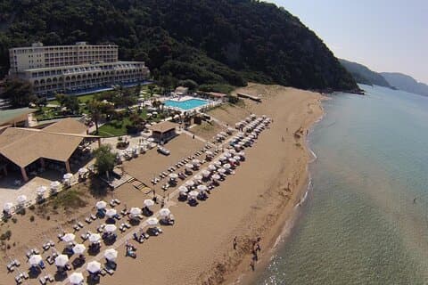 Corfu: A relaxed day at Glyfada Beach