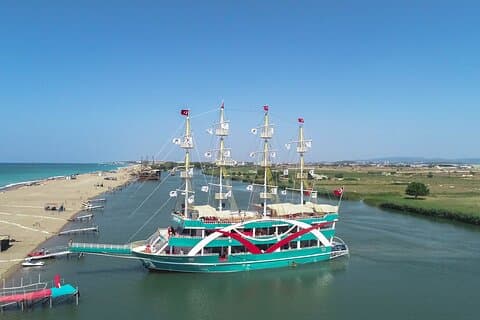 Paseo en barco por la isla Karaburun desde Side