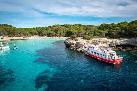 Full day boat trip with lunch