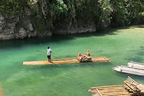 Tour di rafting e tubing sul fiume White River Calypso Ocho Rios