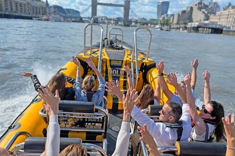 LOCATION PRIVÉE SPEEDBOAT 'TOWER RIB BLAST' - 20 minutes de Tower Millennium Pier