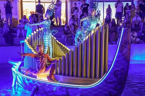 Tour noturno de Side Land of Legends com Desfile De Barcos