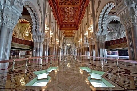 Guided tour mosque hassan2, ticket included, skip the line