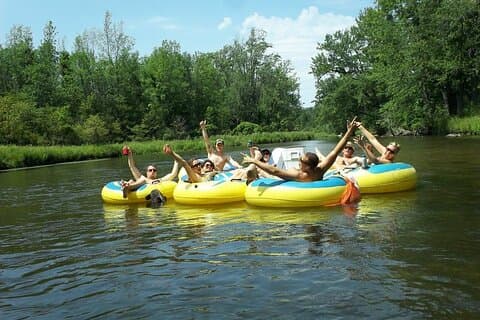 local Excursion || Two-hour adventure on an TUBING.