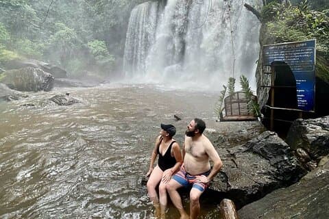 Siem Reap Phnom Kulen Jeep Tour / SUV voiture disponible