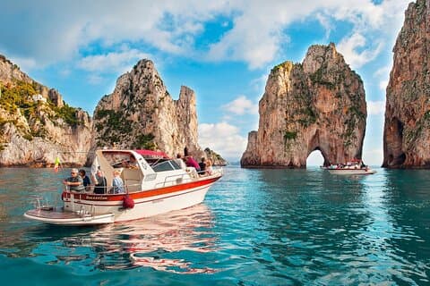 Capri guidad båtupplevelse med öutforskning och överföring