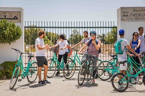 Guidet cykeltur på Karthago arkæologiske område i Tunesien