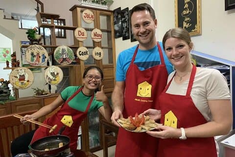 Visite d'une journée complète du cours de cuisine privée vietnamienne de Da Nang