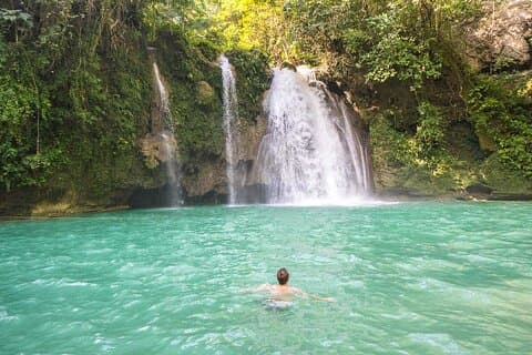 Oslob Whaleshark y Kawasan Falls Tour