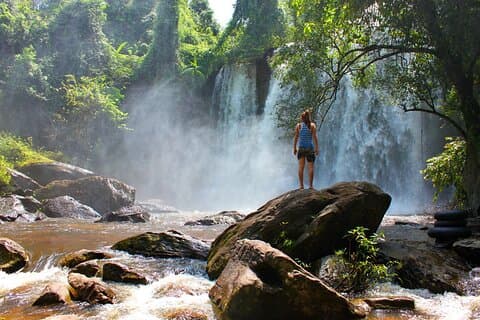 3-dagars stora tempel och Kulen Mount Waterfall