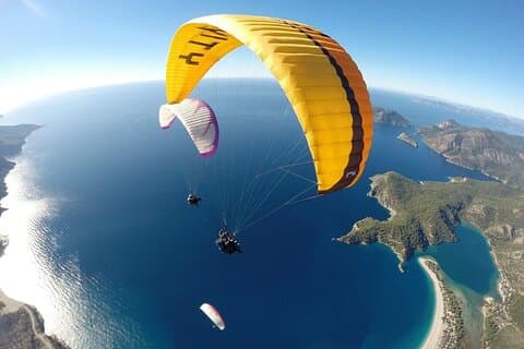 Tandem paragliding oplevelse med transfer