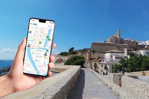 Spiele Ibiza Self-Guided City Escape Game und finde den geheimen Ausgang!