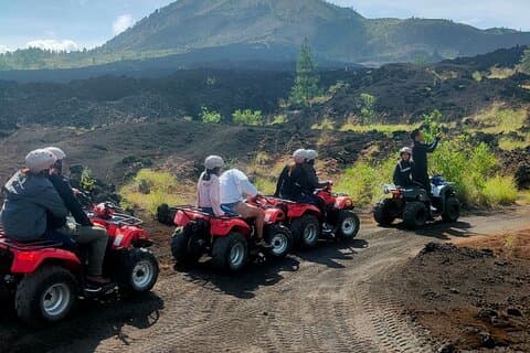 Mount Batur ATV Quad Bike med svart lava og svart sandtur