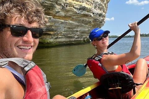 2 hr Tandem Guided Kayak Tour Near Chicago