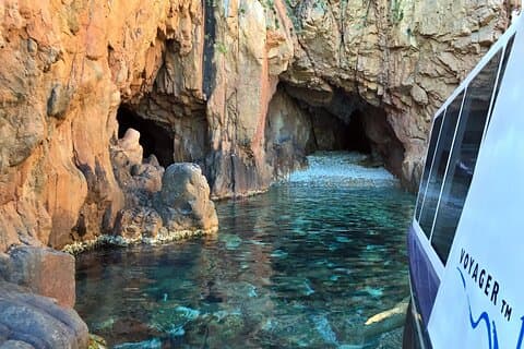 Tarde en Scandola y calas de Piana con parada en Girolata